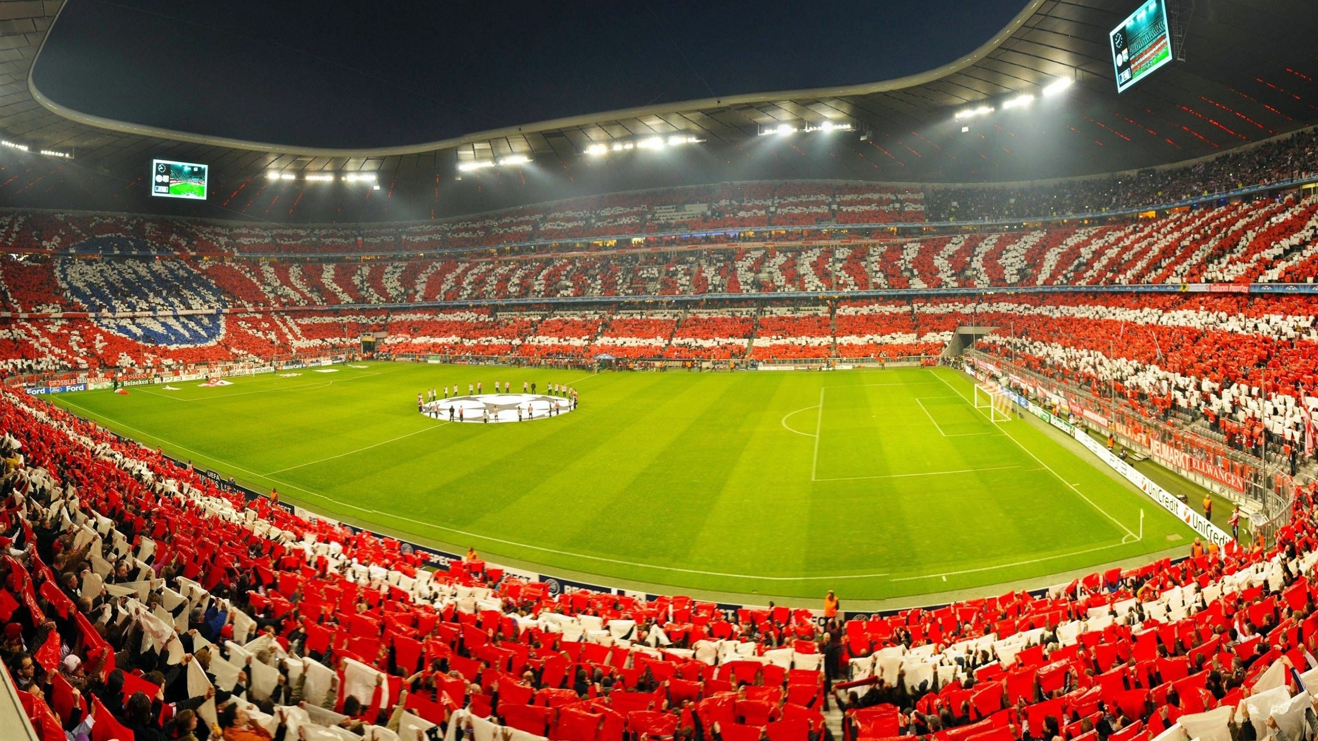 kaiyun官方网站-体育界焦点：足球明星对决势不可挡，足球明星大合集