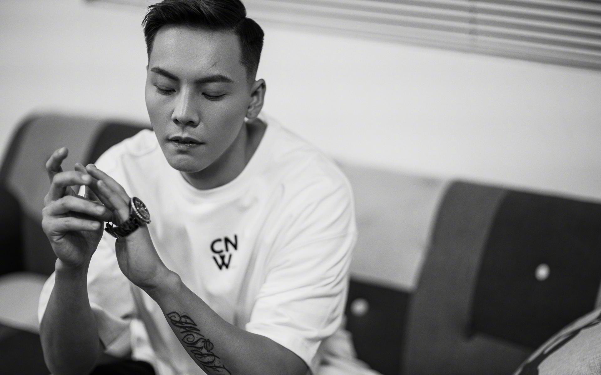 博卡青年篮板球争夺激烈，博卡青年2020球衣