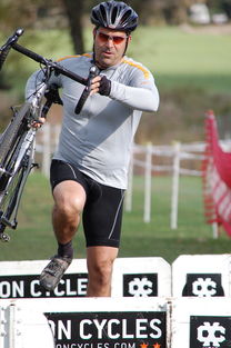 kaiyun体育app-全国速度滑冰青年锦标赛新纪录再现，2021年全国速度滑冰比赛直播