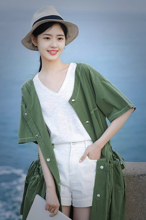 史密斯仰泳三连胜状态火热,史密斯教练