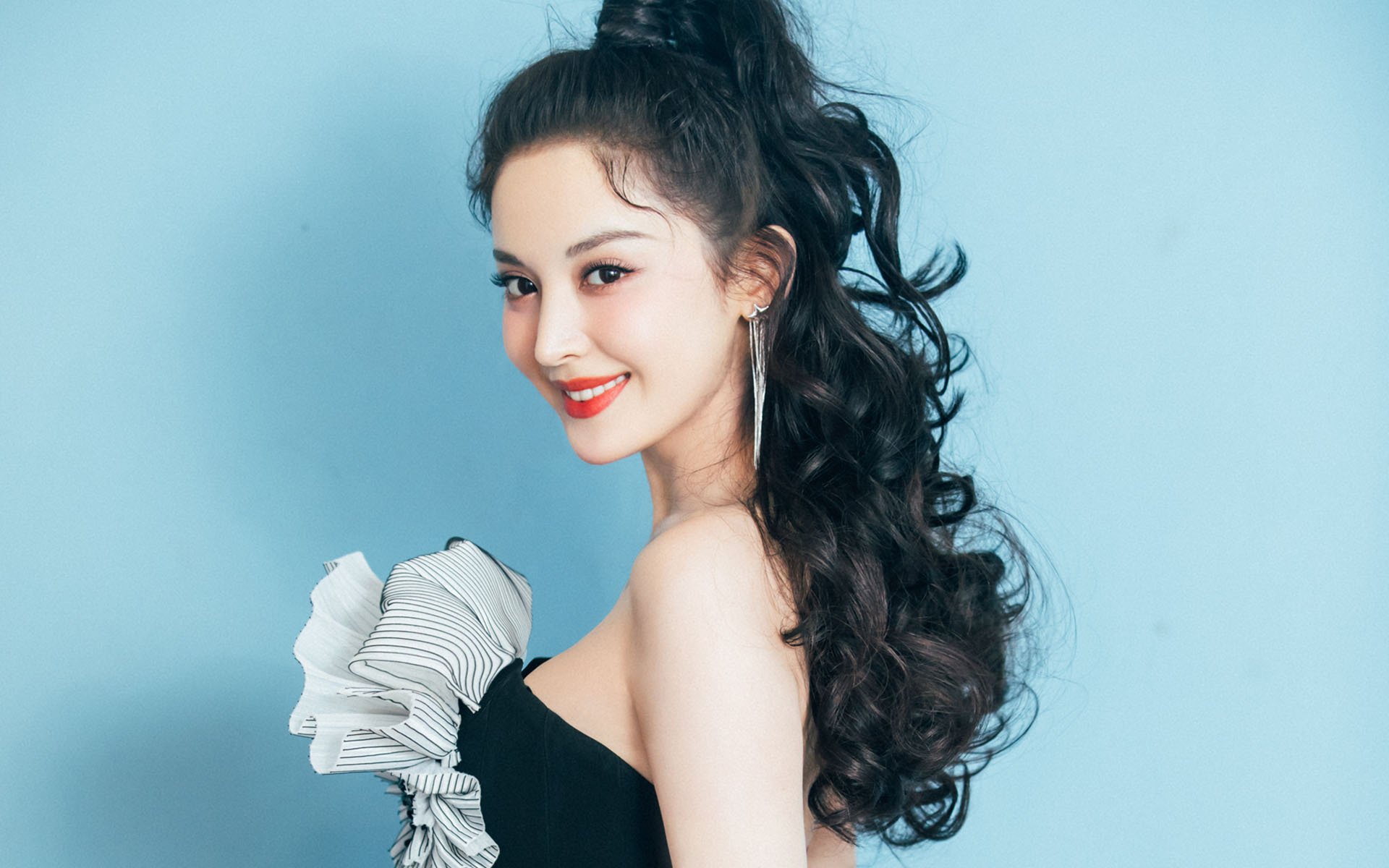 足球评论系统缺乏教学反馈价值,足球教学方面的意见和反馈